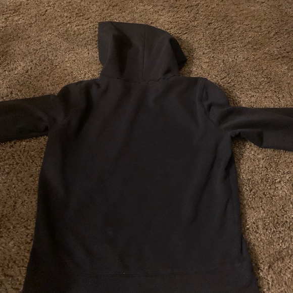 Sweatshirt - Picture 2 of 3